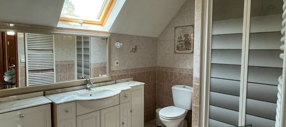 3 Schlafzimmer Haus in Saint-Amand-Montrond, France, Nr. 260154 13