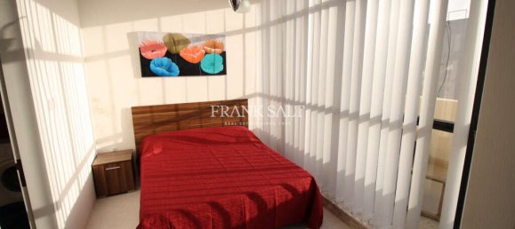 2 bedrooms Penthouse in Sliema, Malta No. 9403 11