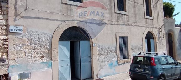 Casa de 7 habitaciónes en Ferla, Italy No. 301971 26