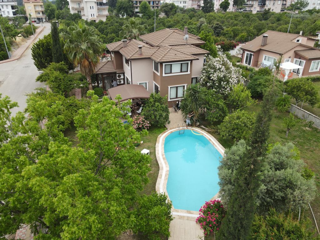 Villa 3+1 in Kemer, Turkey No. 48314