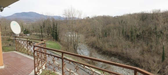 Apartamento de 2 dormitorios en Villafranca in Lunigiana, Italy No. 91657 10