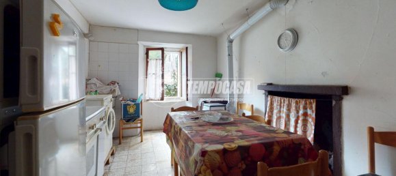 9 rooms Apartment in Lizzano in Belvedere, Italy No. 234252 15