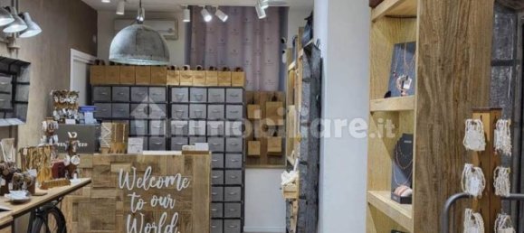 2غرفة عقار تجاري في Milan, Italy رقم 351374 8