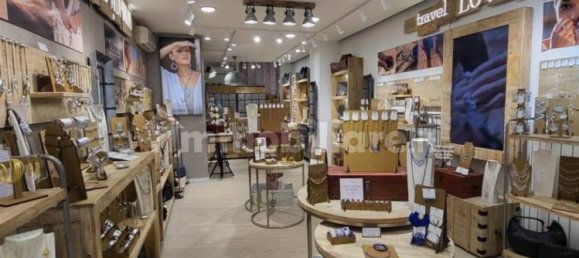 2غرفة عقار تجاري في Milan, Italy رقم 351374 9