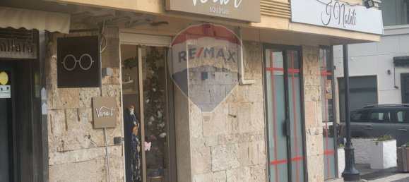 1 room Commercial property in Anzio, Italy No. 124243 17