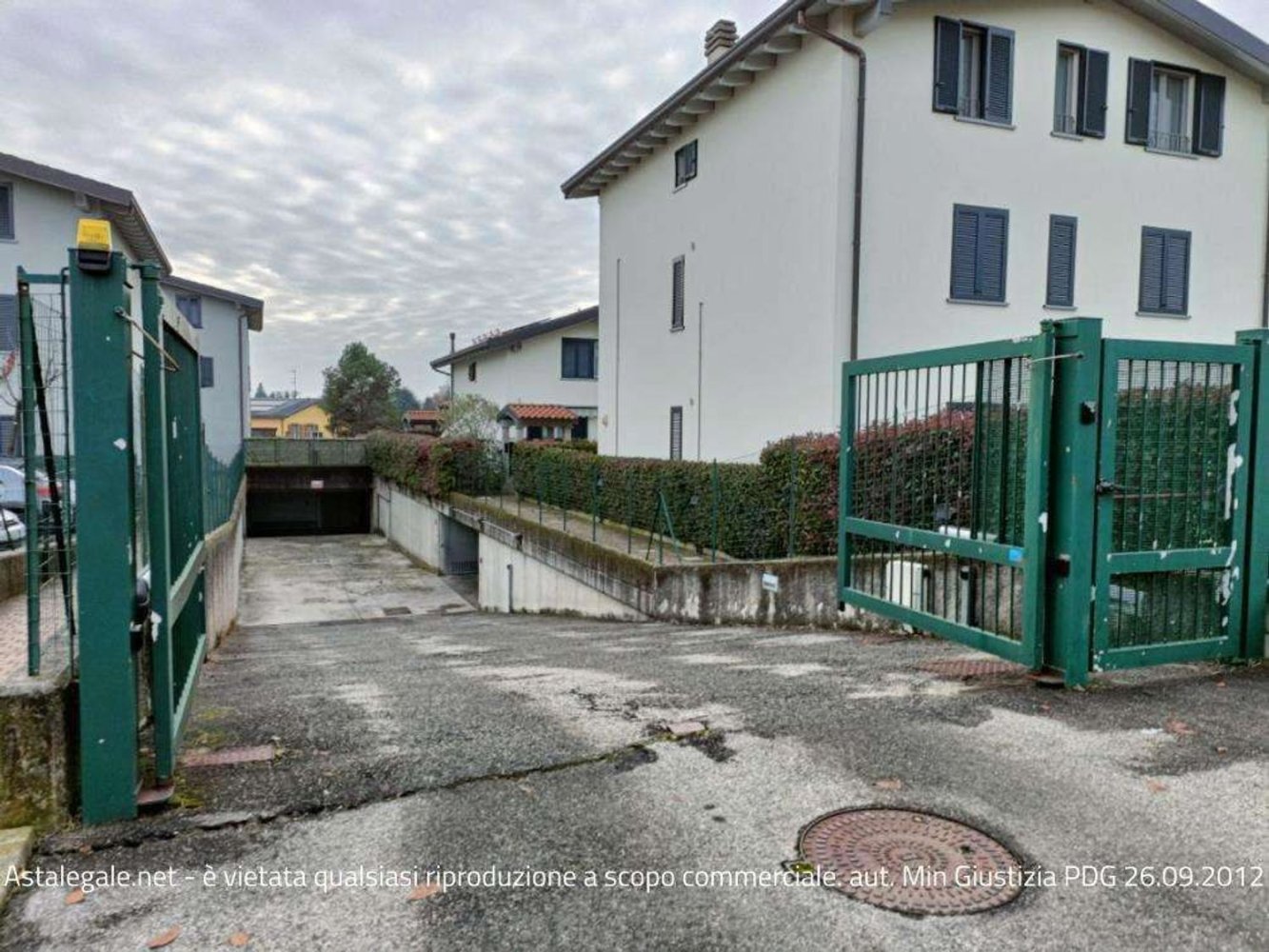 Дом с 3 комнатами в Гуанцате, Италия № 3934