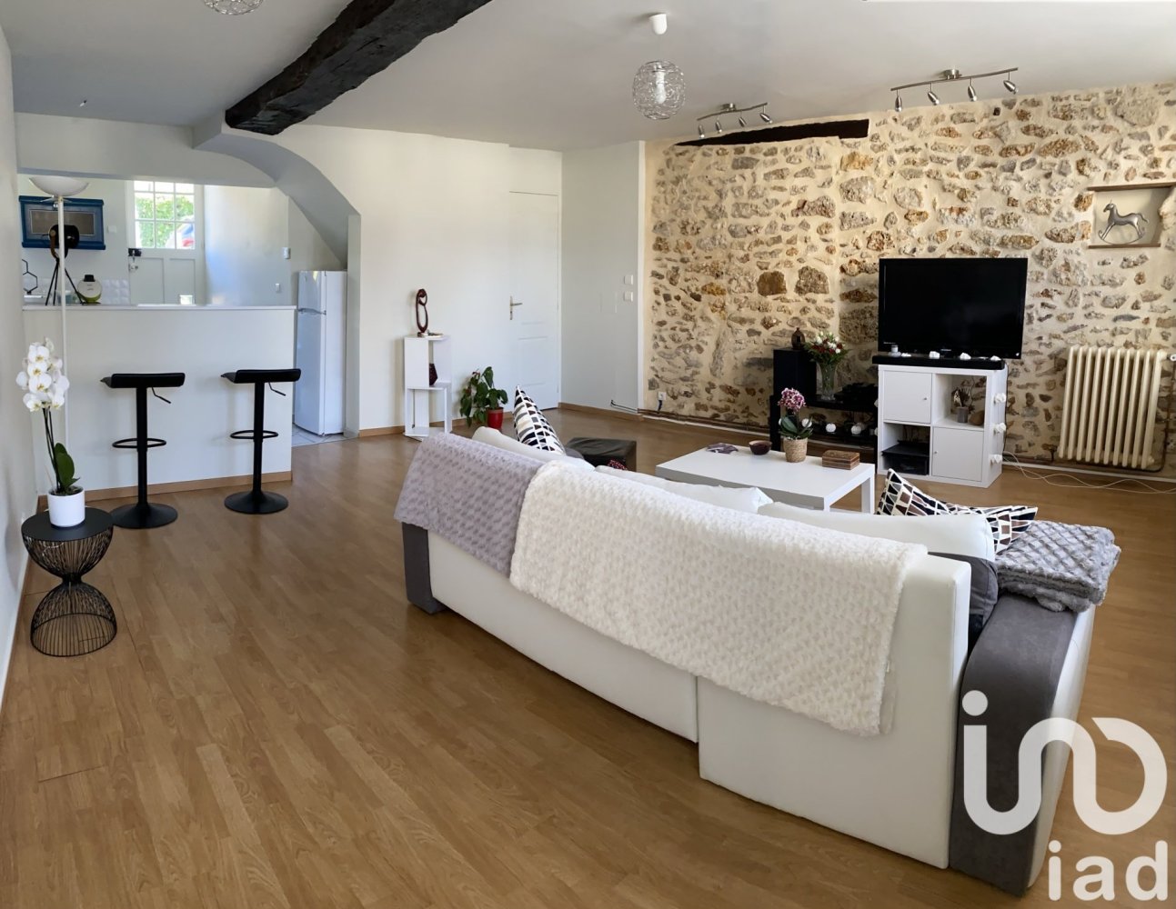 Duplex T1 em Cernay-la-Ville, France N.º 150905