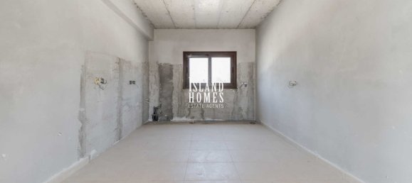 4 bedrooms House in Paralimni, Cyprus No. 23938 9