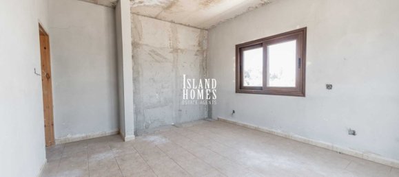 4 bedrooms House in Paralimni, Cyprus No. 23938 26