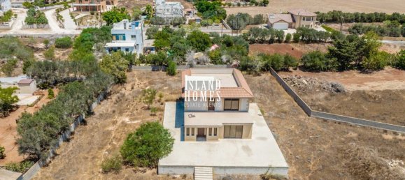 4 bedrooms House in Paralimni, Cyprus No. 23938 4