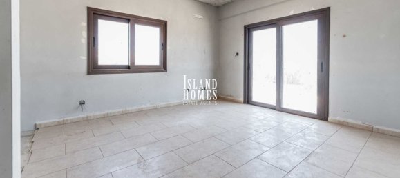 4 bedrooms House in Paralimni, Cyprus No. 23938 25