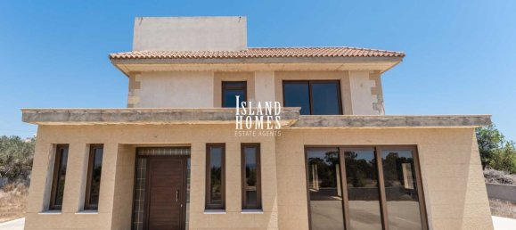 4 bedrooms House in Paralimni, Cyprus No. 23938 7