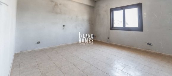 4 bedrooms House in Paralimni, Cyprus No. 23938 22