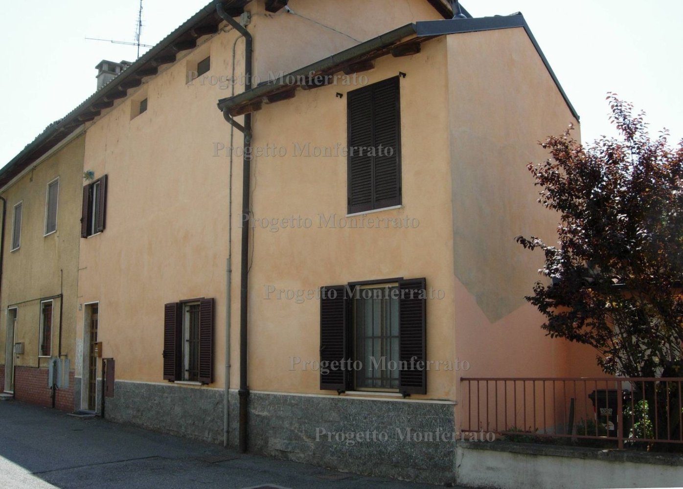 3 غرف نوم منزل في Casale Monferrato, Italy رقم 355521