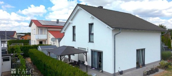 Casa de 4 dormitorios en Hohenlohe, Germany No. 360147 4