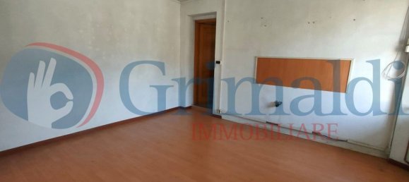 480m² Commercial property in Grugliasco, Italy No. 320899 9