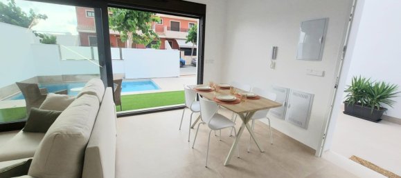 3 bedrooms Villa in San Pedro del Pinatar, Spain No. 11669 10