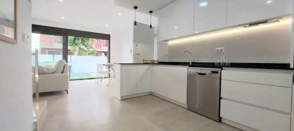 3 bedrooms Villa in San Pedro del Pinatar, Spain No. 11669 6