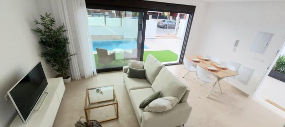 3 bedrooms Villa in San Pedro del Pinatar, Spain No. 11669 8