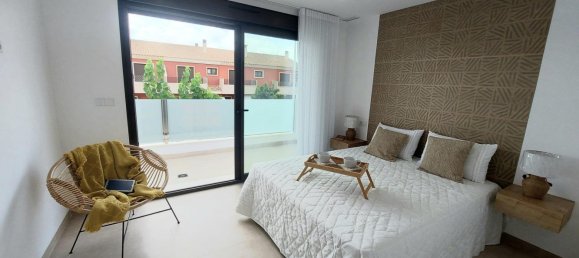 3 bedrooms Villa in San Pedro del Pinatar, Spain No. 11669 14