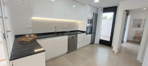 3 bedrooms Villa in San Pedro del Pinatar, Spain No. 11669 7