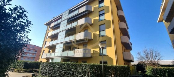 3 rooms Apartment in Vigevano, Italy No. 185172 33