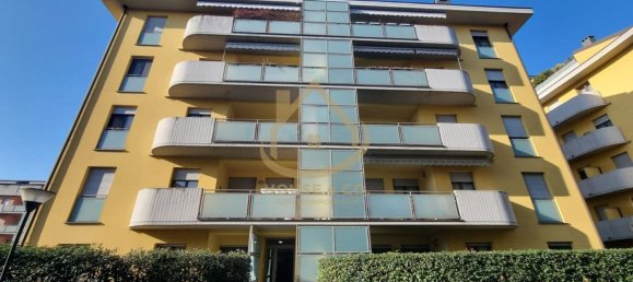 3 rooms Apartment in Vigevano, Italy No. 185172 31