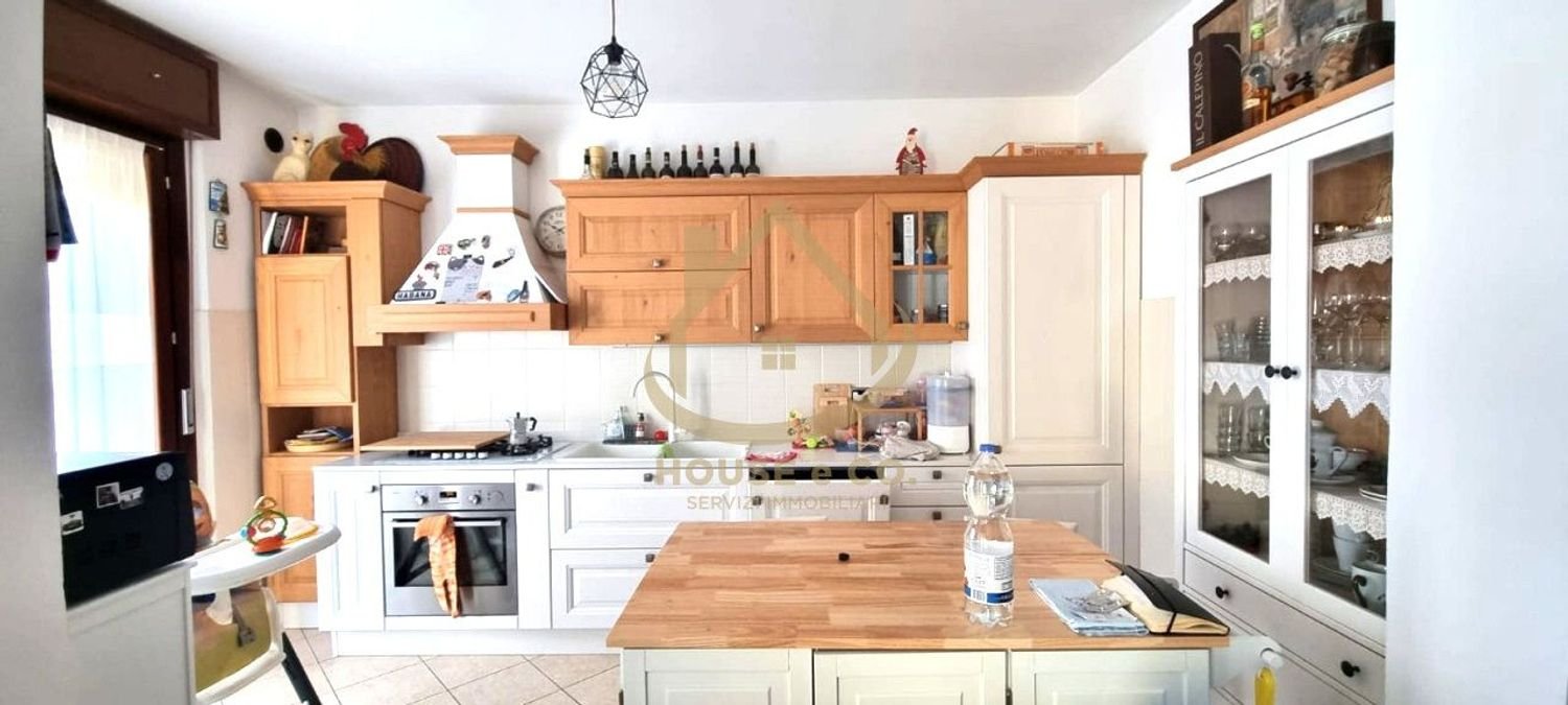 3 rooms Apartment in Vigevano, Italy No. 185172