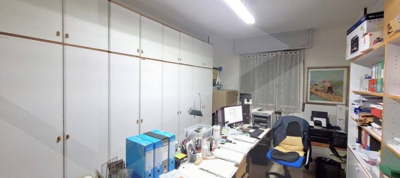 Apartamento de 3 divisões em Modena, Italy N.º 31450 12