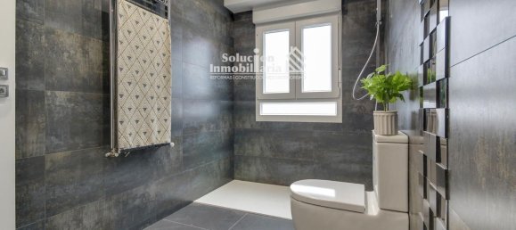 Apartamento de 4 dormitorios en Salamanca, Spain No. 107908 19