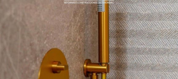 Apartamento de 4 dormitorios en Salamanca, Spain No. 107908 46