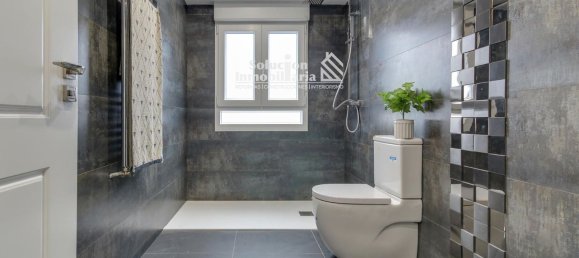 Apartamento de 4 dormitorios en Salamanca, Spain No. 107908 18