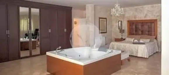 Casa de 7 dormitorios en València, Spain No. 93022 26