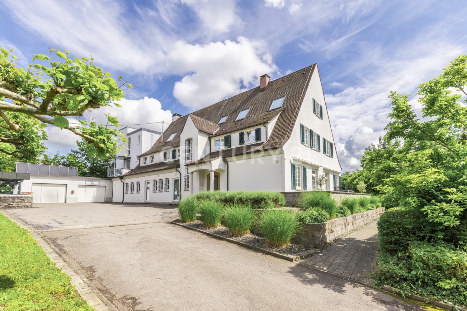  عقار تجاري في Rems-Murr-Kreis, Germany 738متر مربع رقم 21535