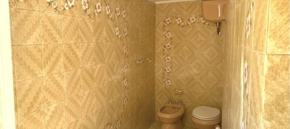 5 Schlafzimmer Haus in Pistoia, Italy, Nr. 374694 22