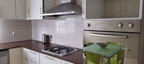 3 bedrooms House in Madalena, Portugal No. 44334 11