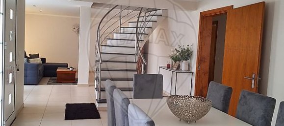 3 bedrooms House in Madalena, Portugal No. 44334 3