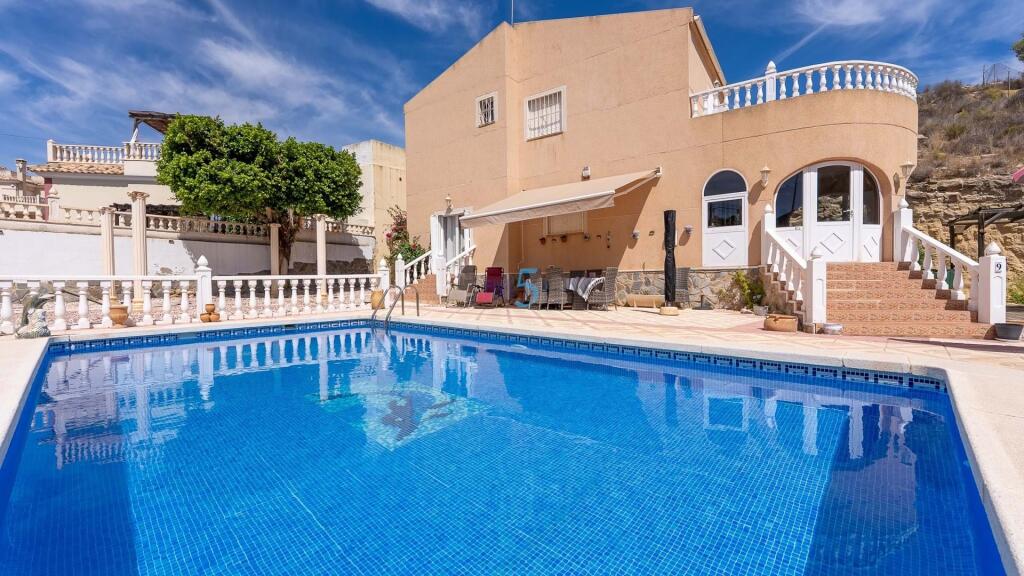 3 Schlafzimmer Villa in Algorfa, Spain, Nr. 194804