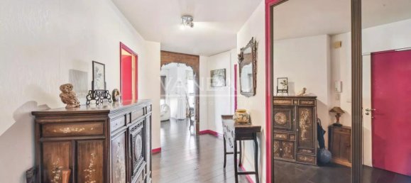 Квартира с 3 спальнями в Париж, Франция № 126567 14