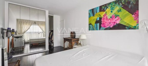 Квартира с 3 спальнями в Париж, Франция № 126567 13