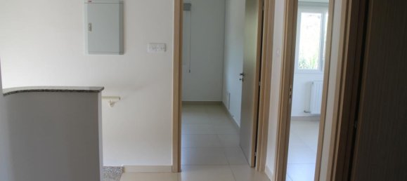 5 bedrooms Villa in Limassol, Cyprus No. 12599 8