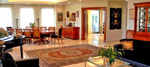 880m² Property in Athens, Greece No. 7093 2
