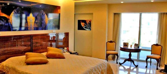 880m² Property in Athens, Greece No. 7093 9