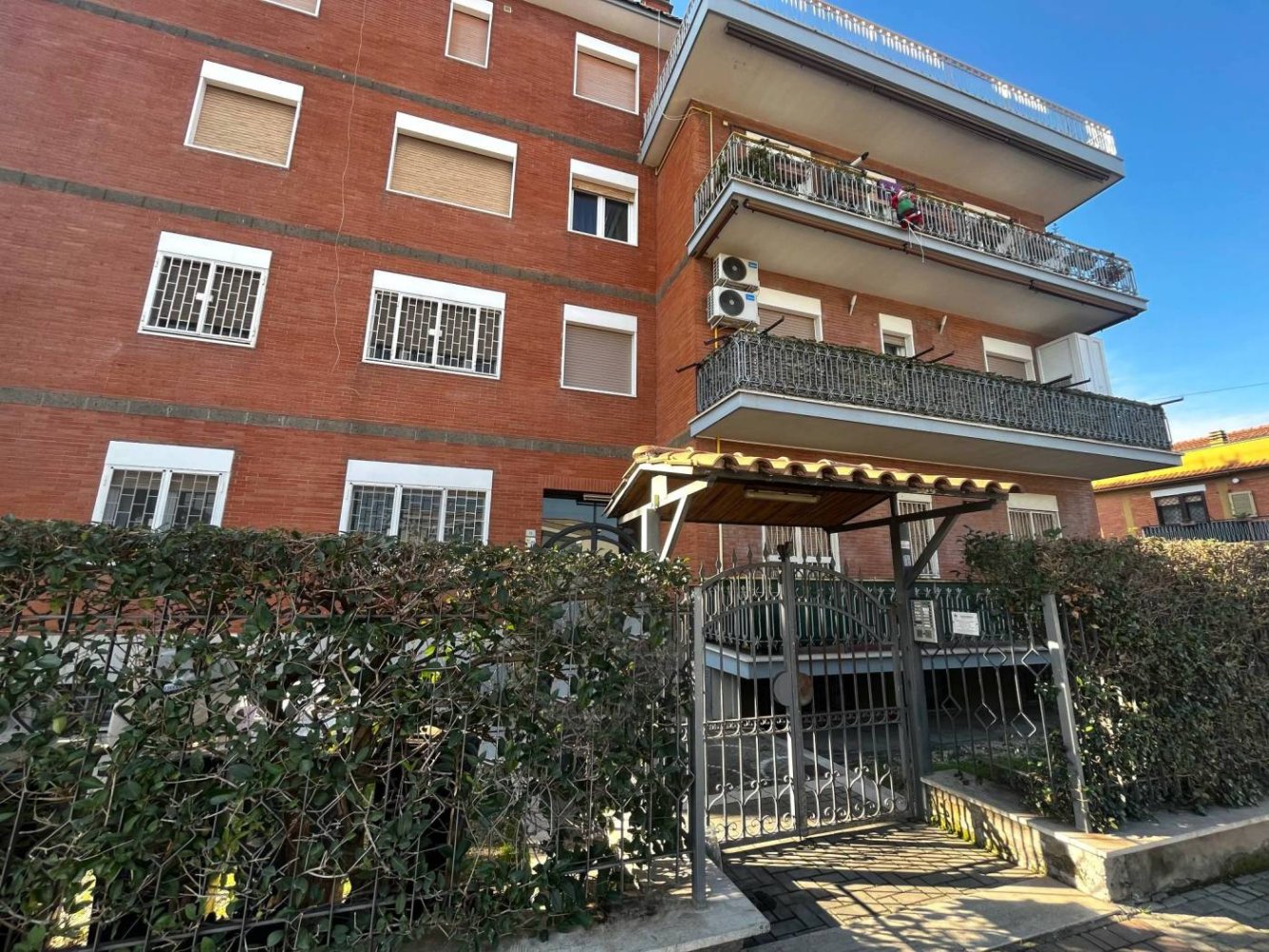 2 bedrooms Apartment in Ciampino, Italy No. 190641