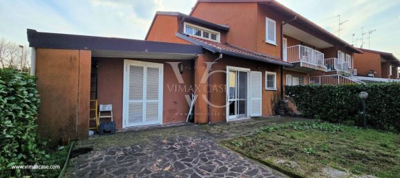 3 غرف نوم فيلا في Agrate Brianza, Italy رقم 310726 2