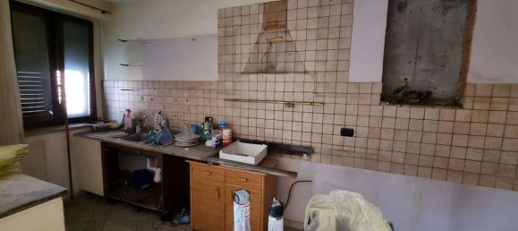 2 rooms Apartment in Busto Arsizio, Italy No. 13057 4