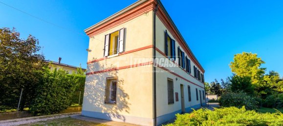 3 rooms Apartment in Faenza, Italy No. 132508 6