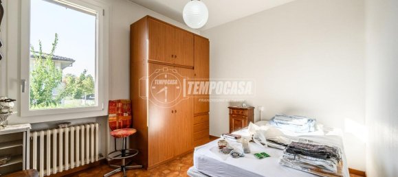 3 rooms Apartment in Faenza, Italy No. 132508 12