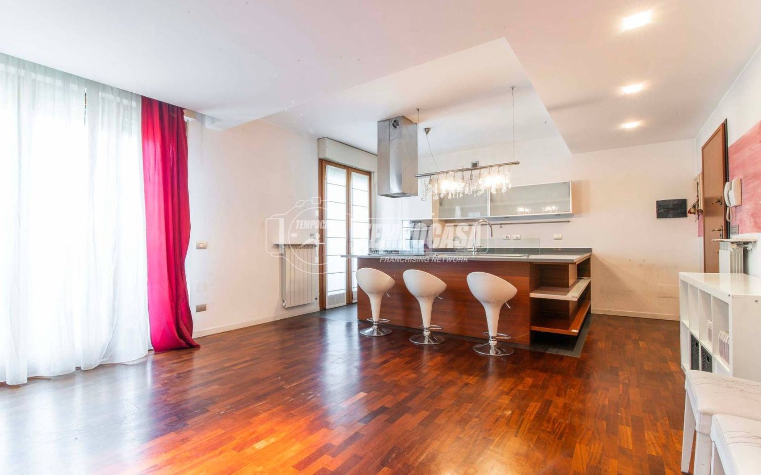 2 Schlafzimmer Wohnung in Guanzate, Italy, Nr. 266837