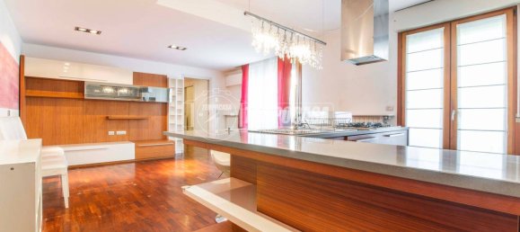 2 Schlafzimmer Wohnung in Guanzate, Italy, Nr. 266837 7